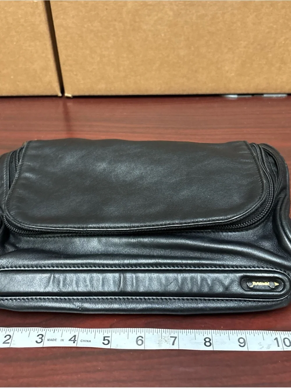 Tumi Black Zip Men's Toiletry Dopp Leather Bag Travel Missing Front Emblem